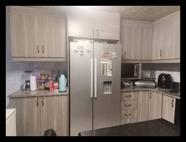 2 BEDROOM APARTMENT FOR SALE IN GREENBURY